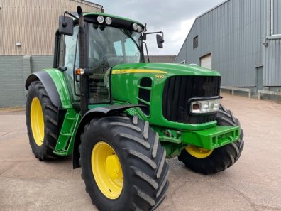 John Deere 6630