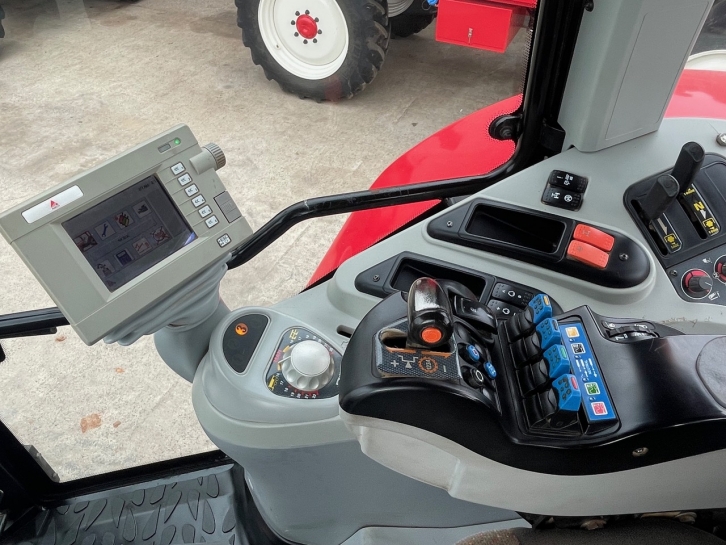 Massey Ferguson 6499