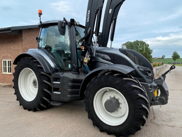 Valtra T254 Versu