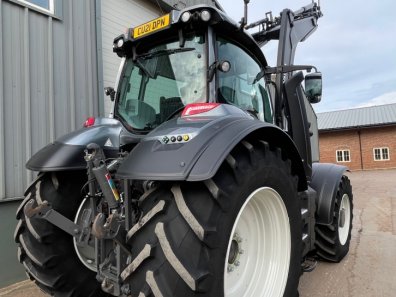 Valtra T254 Versu