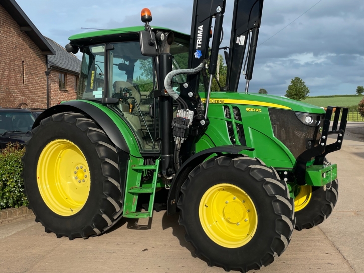 John Deere 6110RC