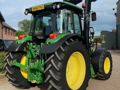 John Deere 6110RC