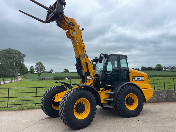 JCB TM420