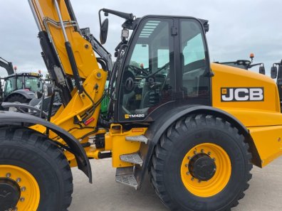 JCB TM420
