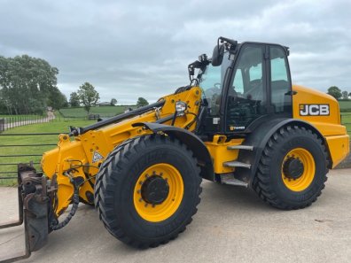 JCB TM420