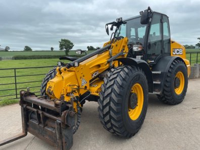 JCB TM420