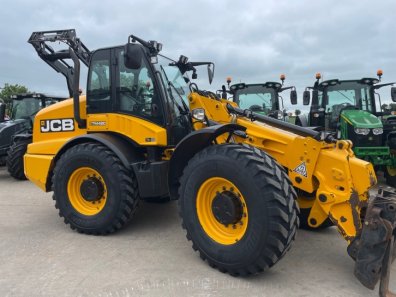 JCB TM420