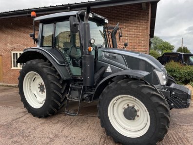 Valtra N143 Hi-Tec