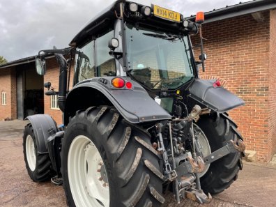 Valtra N143 Hi-Tec