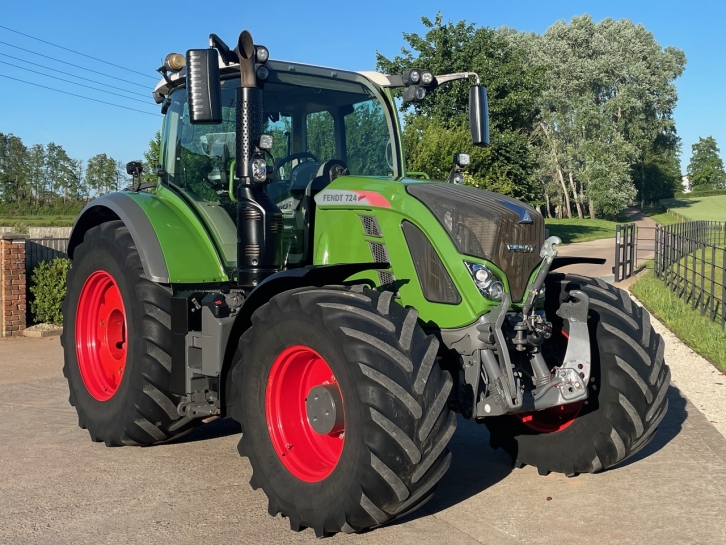 Fendt 724