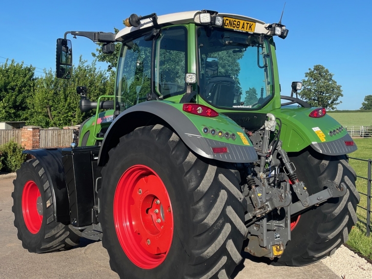 Fendt 724