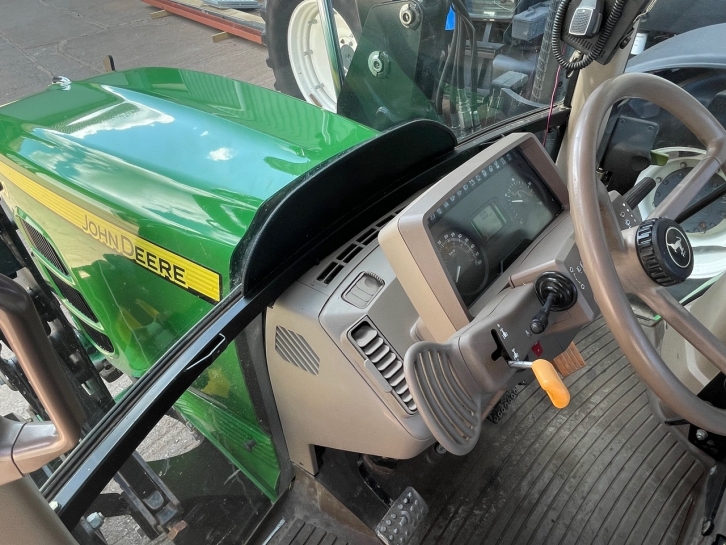 John Deere 6330 Standard