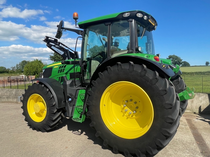 John Deere 6155R