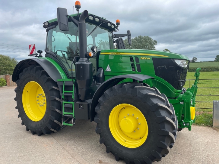 John Deere 6250R Ultimate Edition