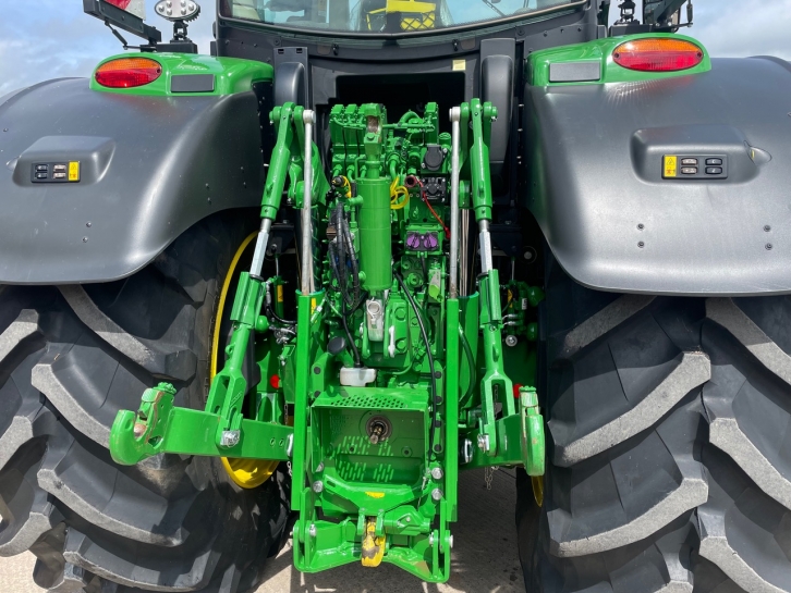 John Deere 6250R Ultimate Edition