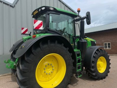 John Deere 6250R Ultimate Edition