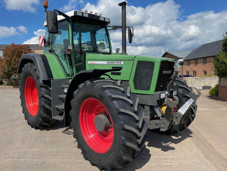 Fendt Favorit 818