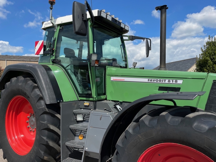 Fendt Favorit 818