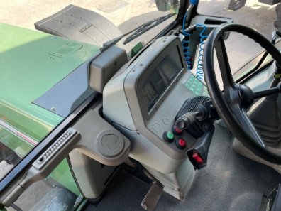 Fendt Favorit 818