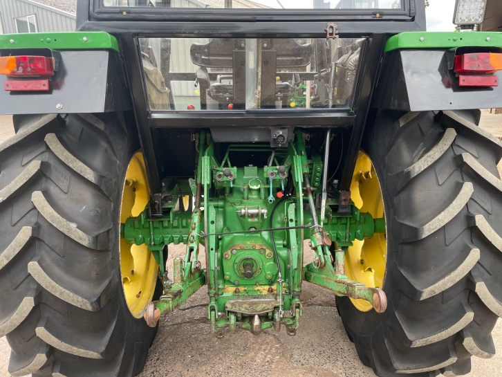 John Deere 1640