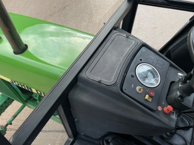 John Deere 1640