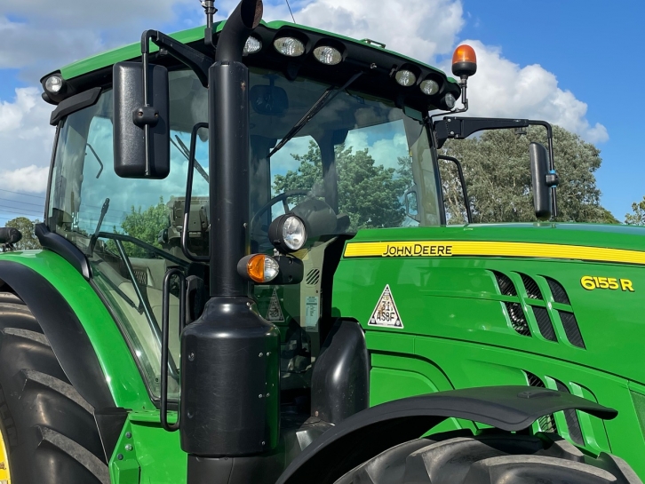 John Deere 6155R