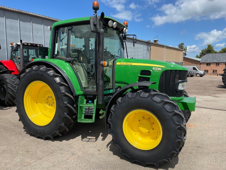 John Deere 6330