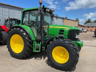 John Deere 6330