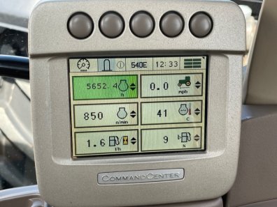 John Deere 6330