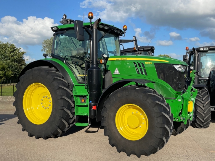 John Deere 6215R Ultimate Edition