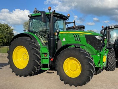 John Deere 6215R Ultimate Edition