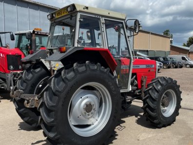 Massey Ferguson 390T