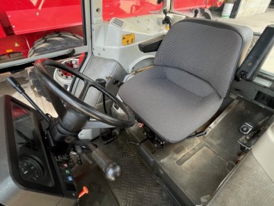 Massey Ferguson 390T