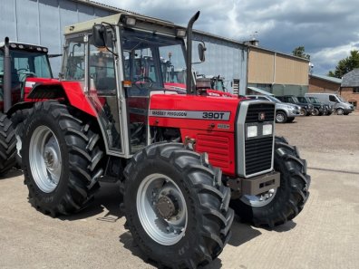Massey Ferguson 390T