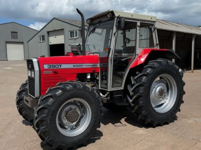 Massey Ferguson 390T