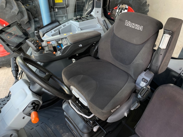 Valtra N174 Direct