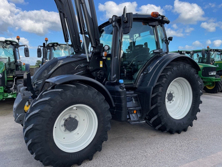 Valtra N174 Direct