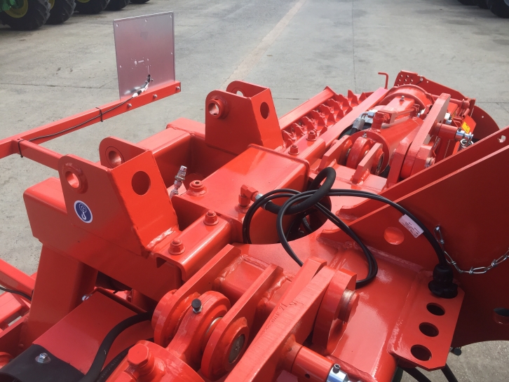 Kuhn HR6004 power harrow