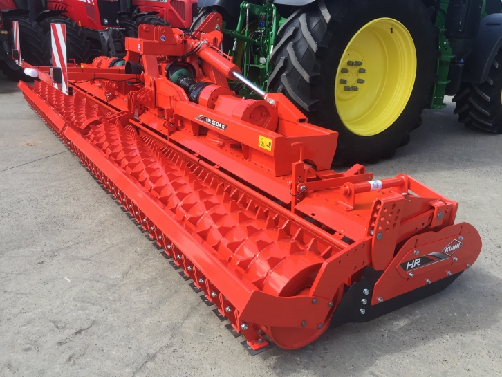 Kuhn HR6004 power harrow