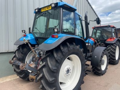 New Holland 8160