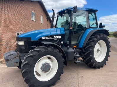 New Holland 8160