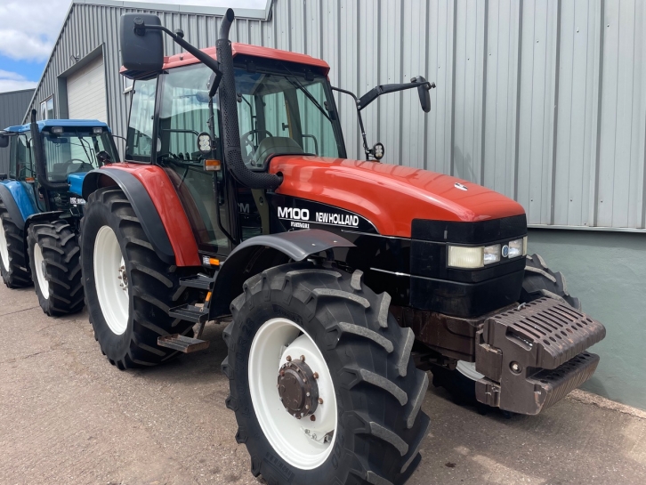 New Holland M100