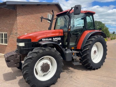 New Holland M100