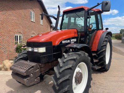 New Holland M100
