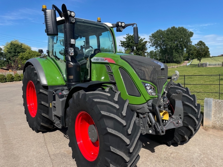 Fendt 724 Profi-Plus
