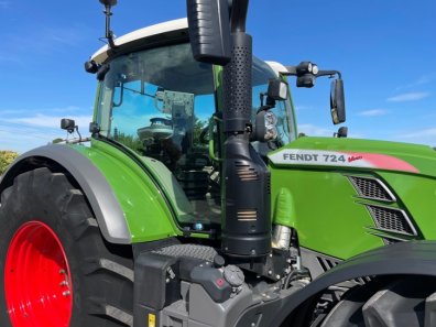 Fendt 724 Profi-Plus