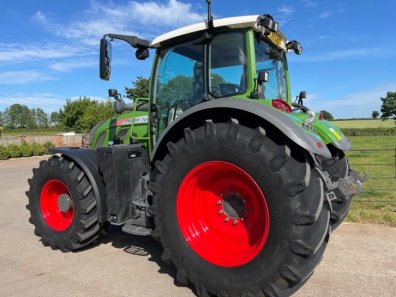Fendt 724 Profi-Plus