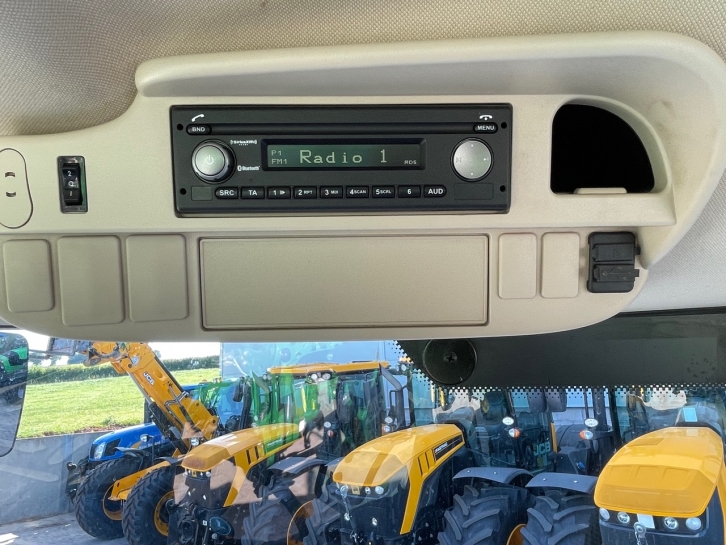 John Deere 6130R