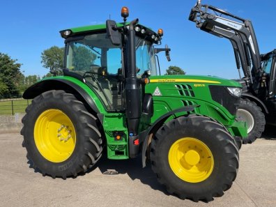 John Deere 6130R