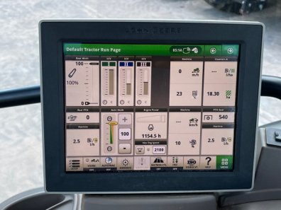 John Deere 6130R